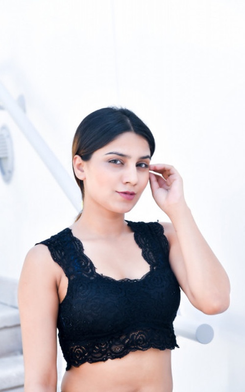 Jada Tease Awaits You for Unforgettable Moments Together